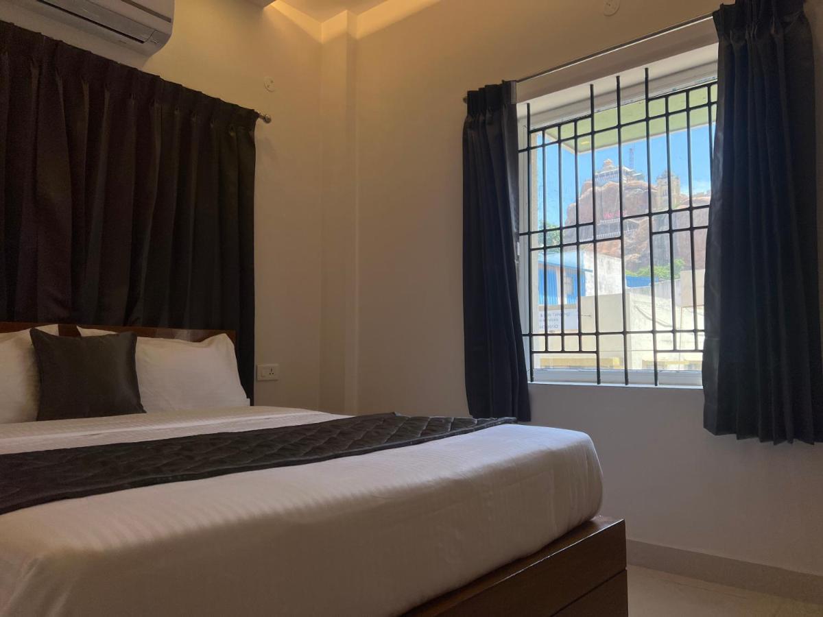 Le Hotel Host Tiruchirappalli Екстер'єр фото