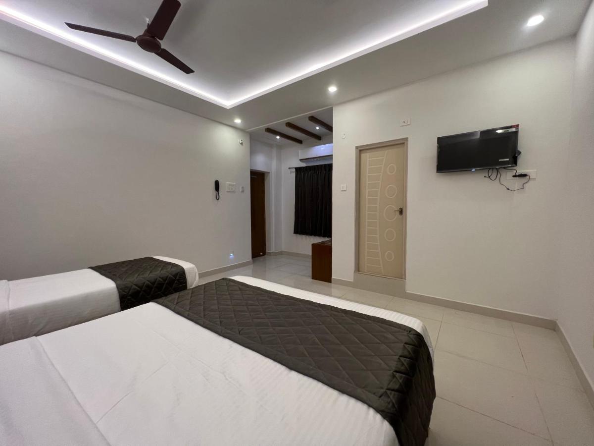 Le Hotel Host Tiruchirappalli Екстер'єр фото
