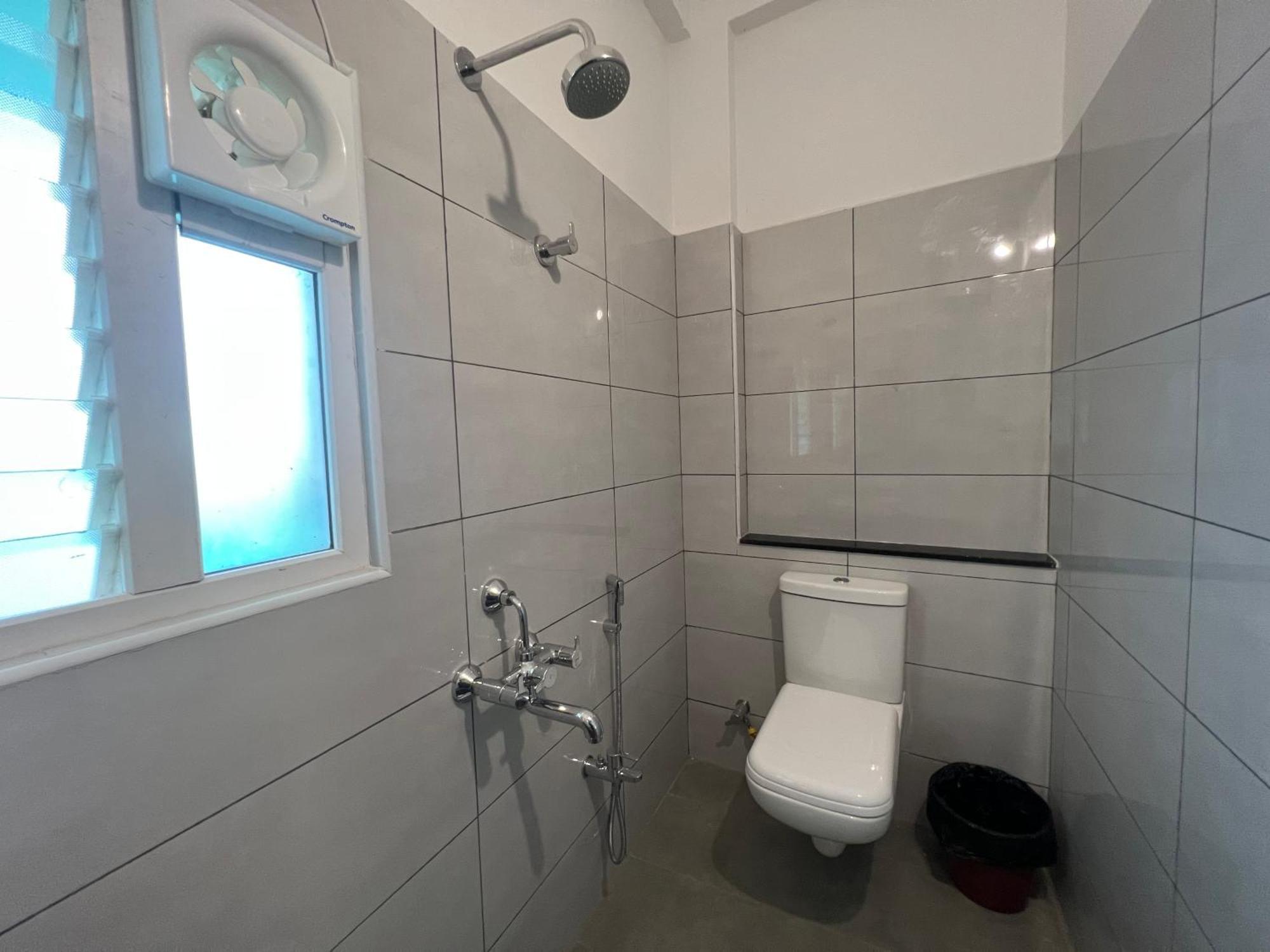 Le Hotel Host Tiruchirappalli Екстер'єр фото