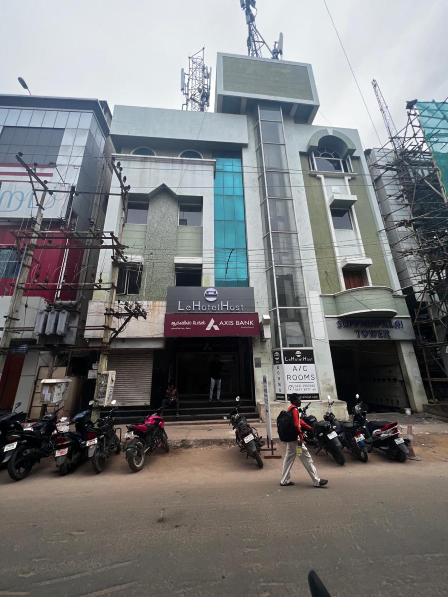 Le Hotel Host Tiruchirappalli Екстер'єр фото
