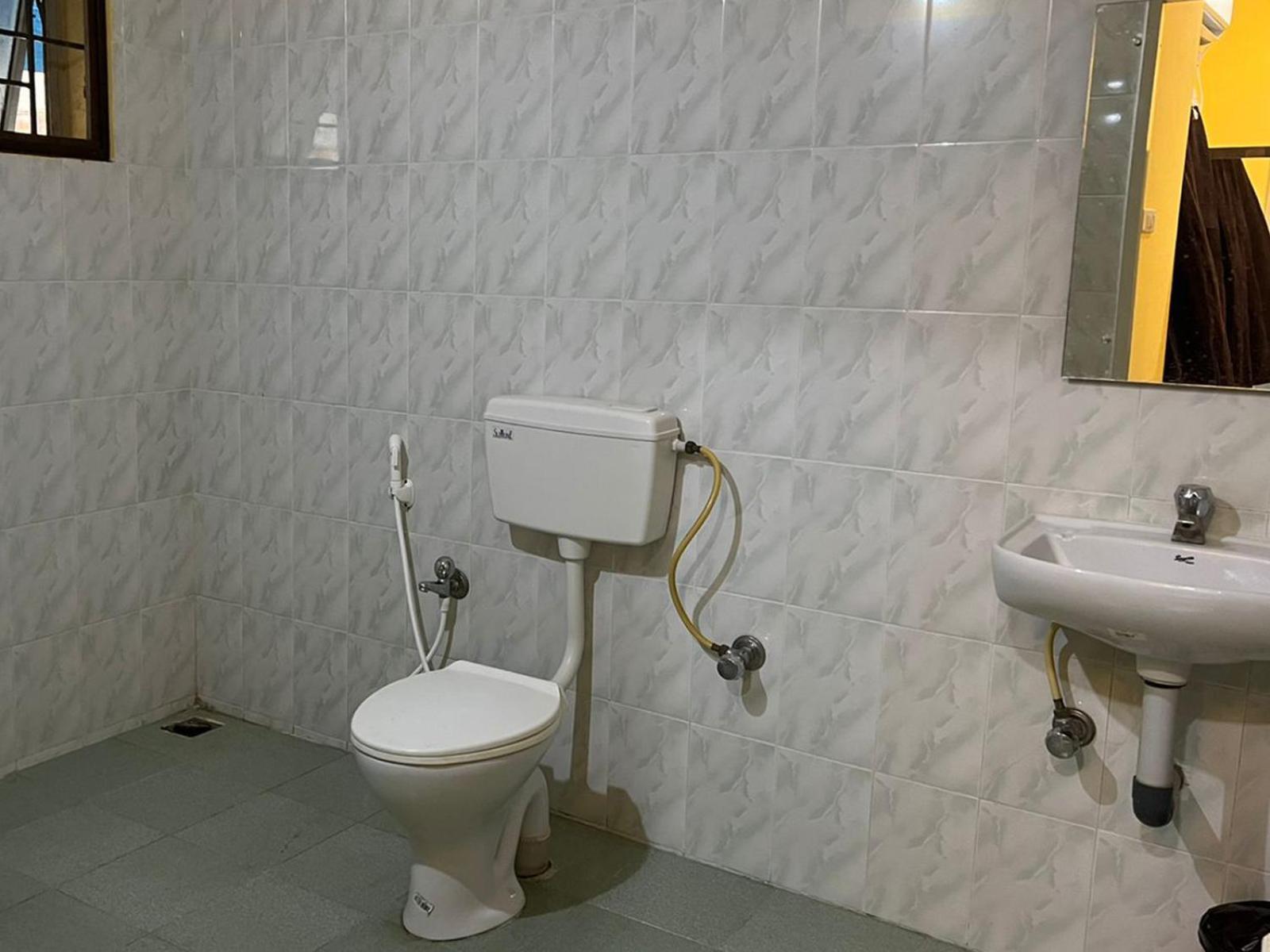 Le Hotel Host Tiruchirappalli Екстер'єр фото
