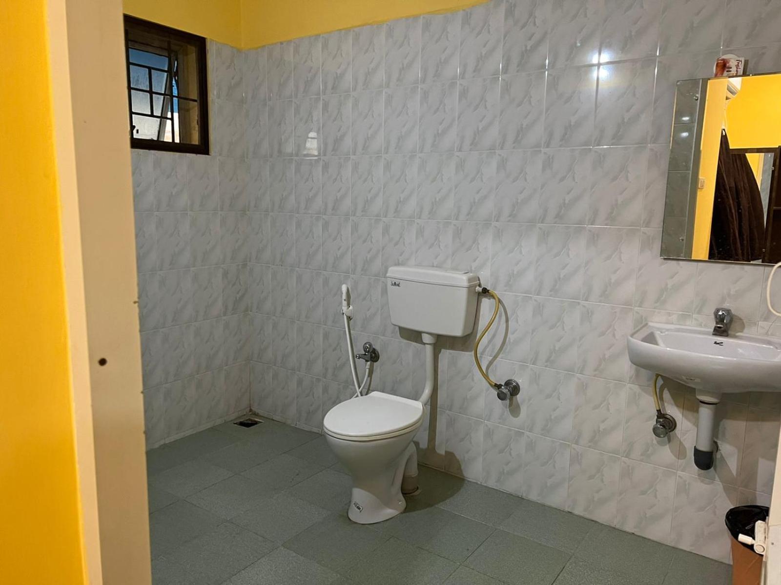 Le Hotel Host Tiruchirappalli Екстер'єр фото